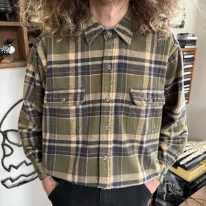 Vintage 90s Field & Stream Earthy Plaid Cotton Flannel ~ Size Large